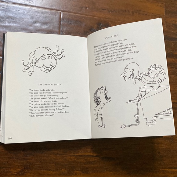 Where the Sidewalk Ends Poem Book by Shel Silverstein - Picture 7 of 10